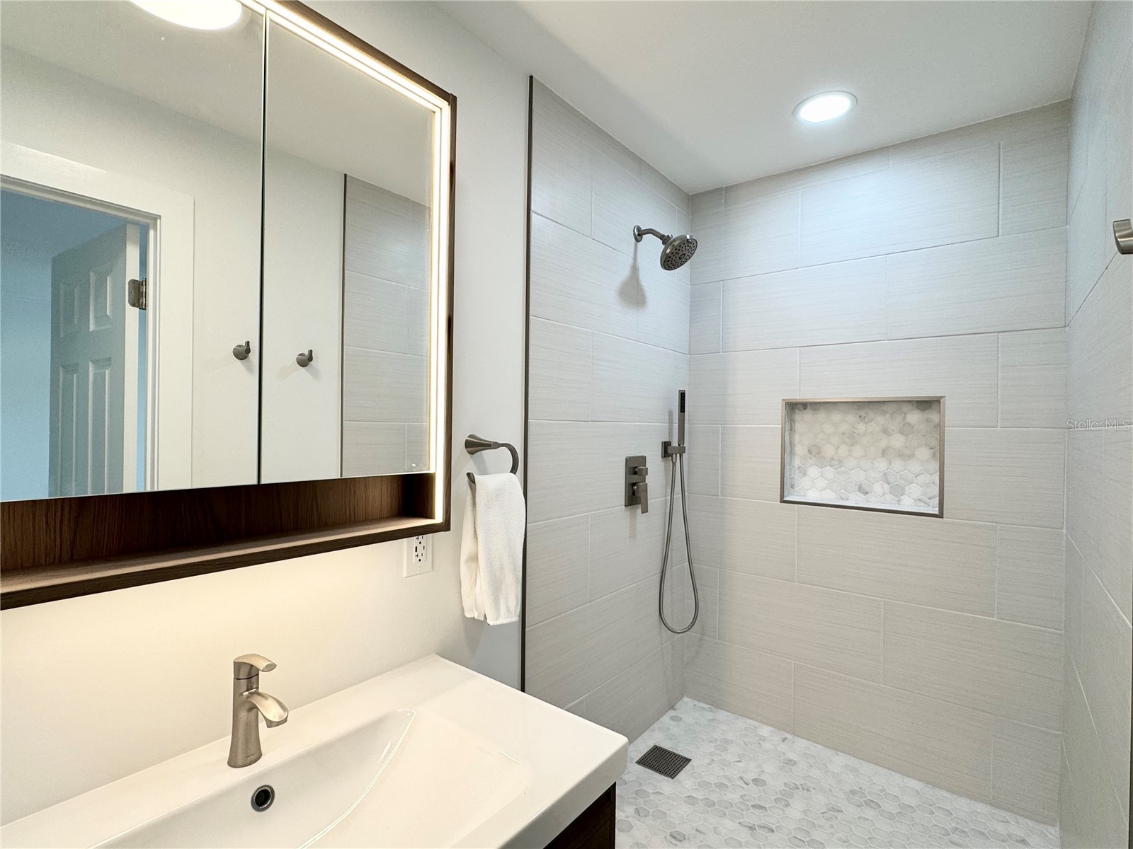 9205 Tudor Drive #C208 Tampa FL 33615 TB8514269 image18
