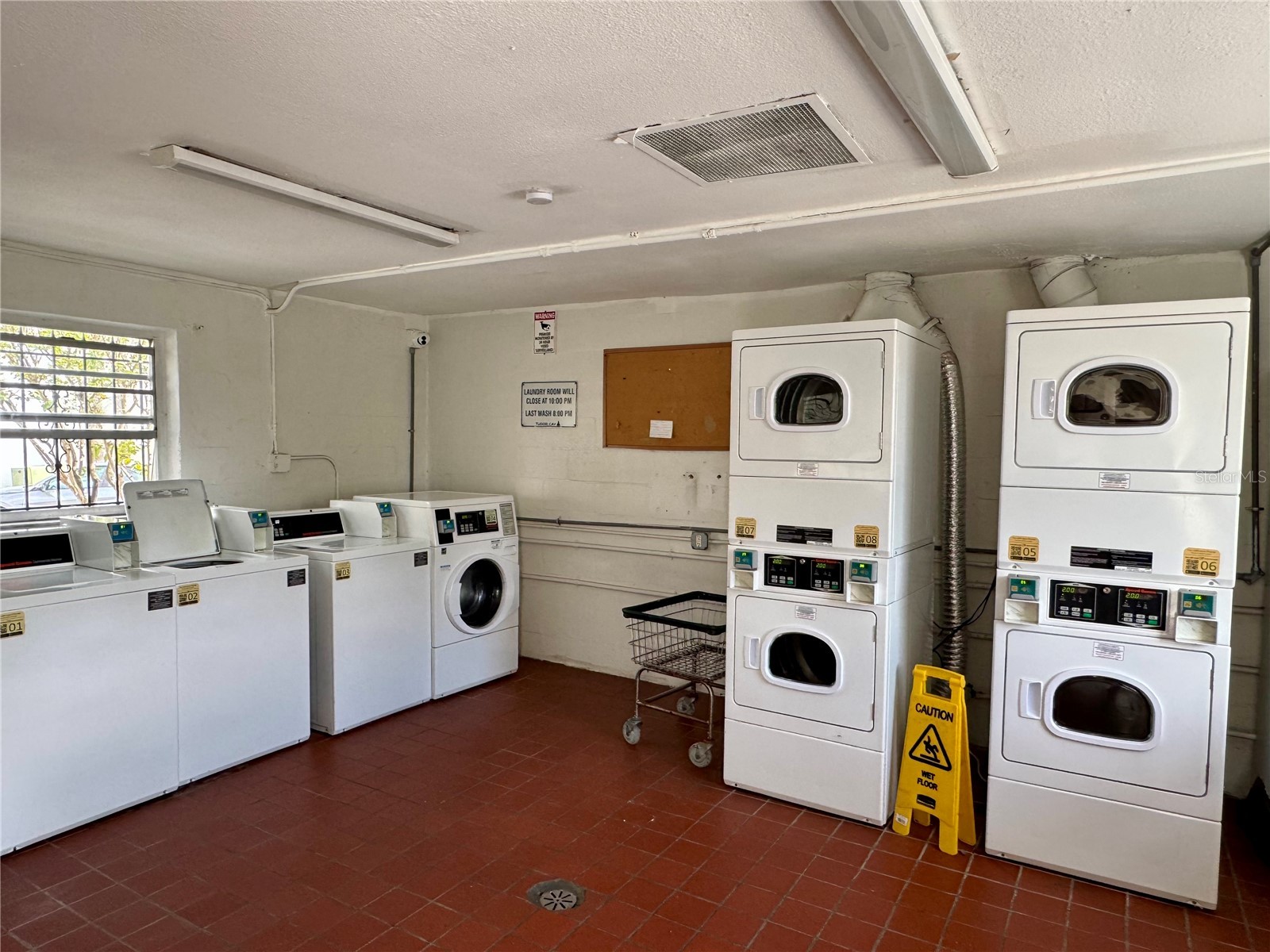 9205 Tudor Drive #C208 Tampa FL 33615 TB8514269 image32