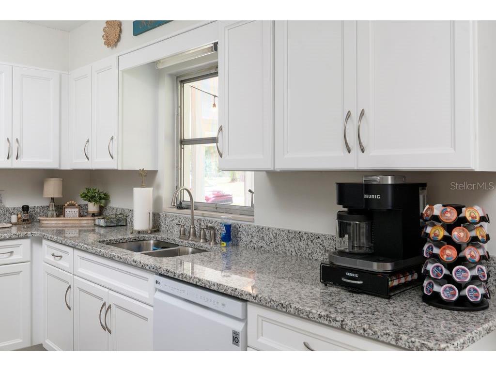 9205 W Jasmine Lane Crystal River FL 34429 OM724059 image11
