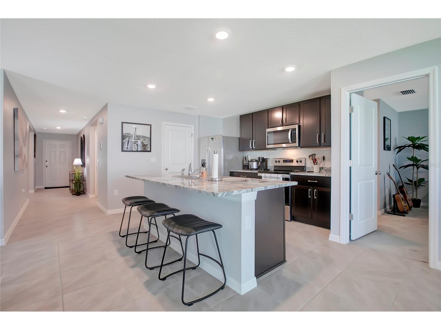 9206 Mission Bay Place Tampa FL 33637 TB8510678 image14