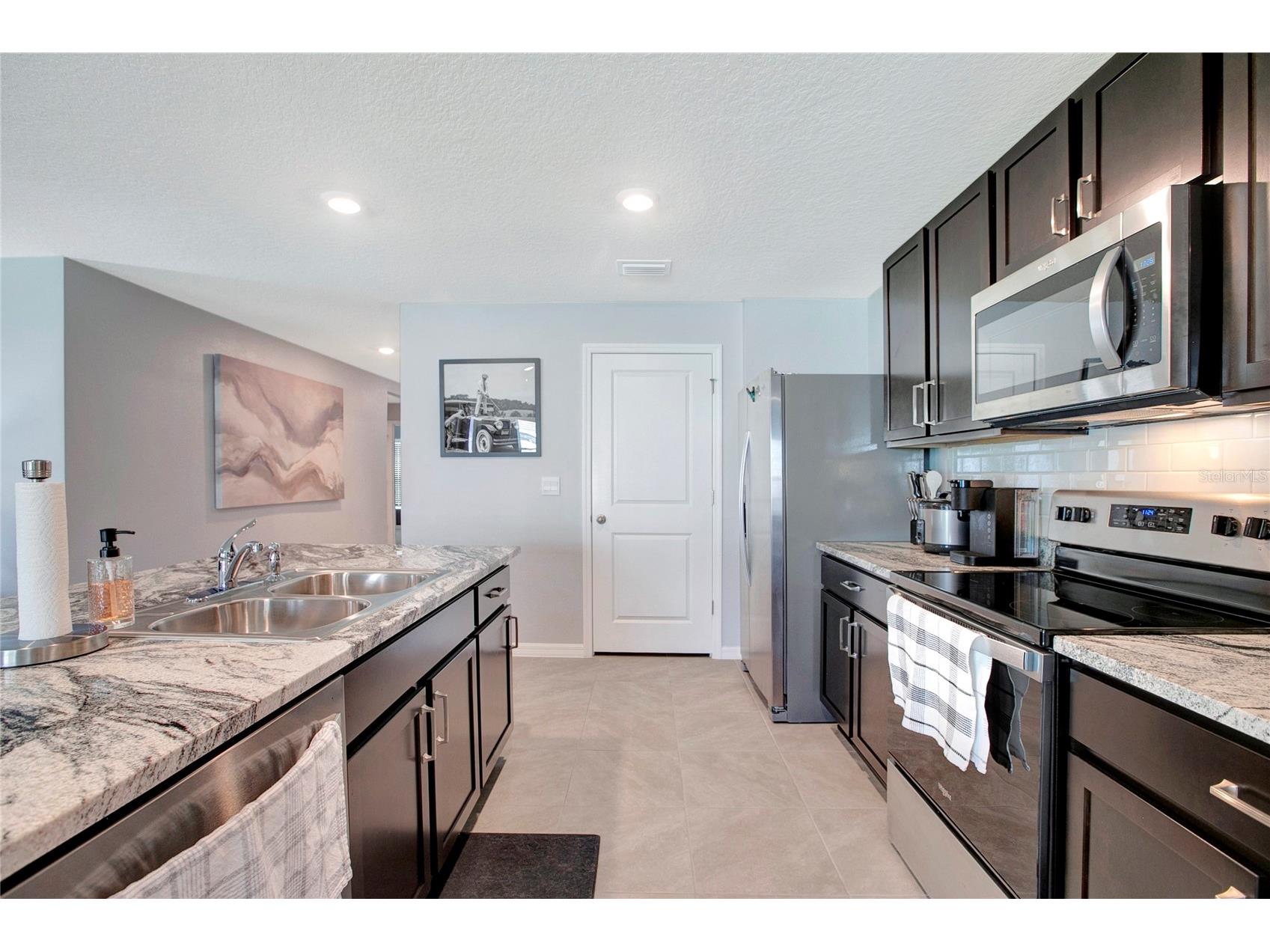 9206 Mission Bay Place Tampa FL 33637 TB8510678 image16