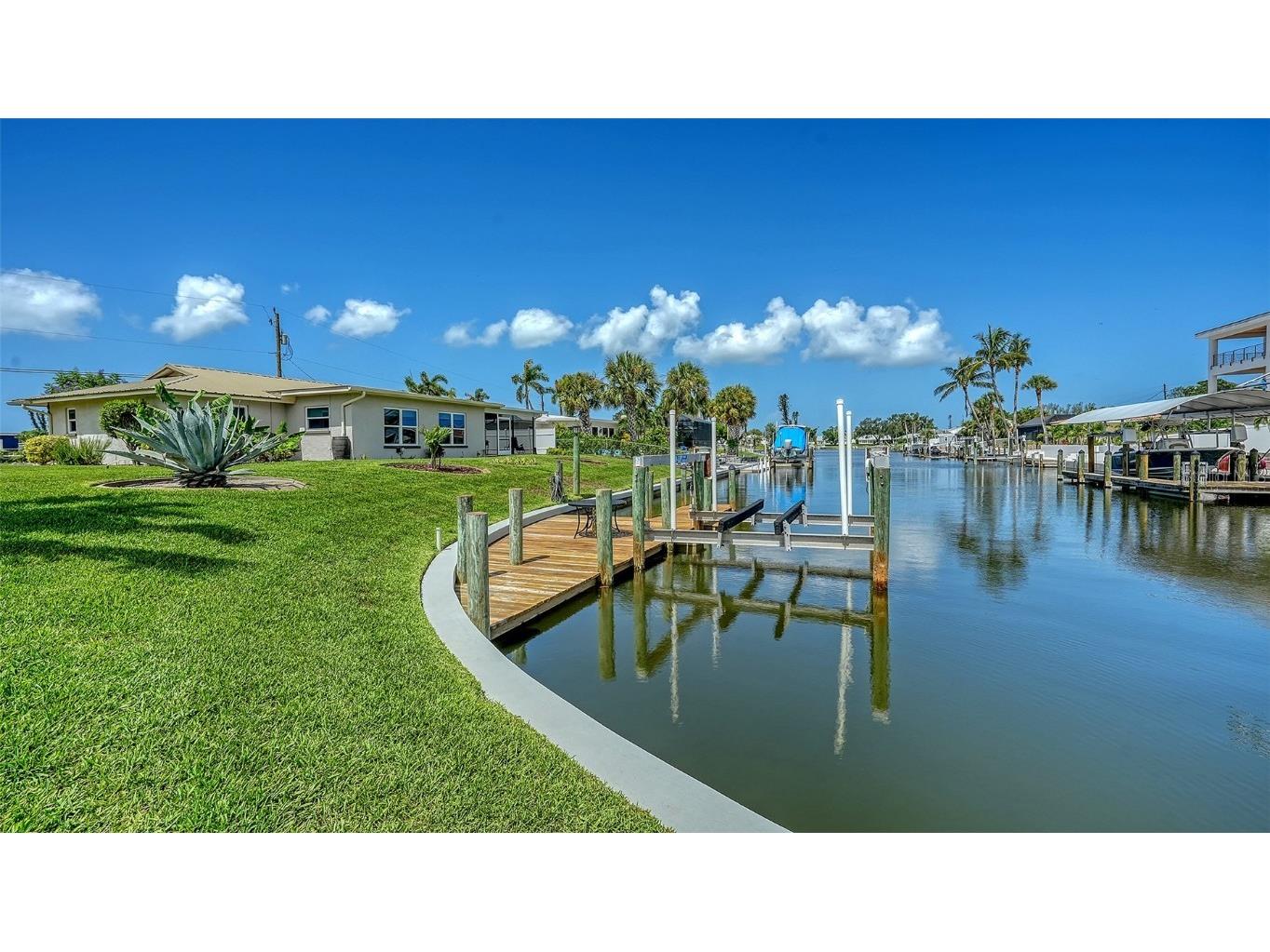 9207 Bimini Drive Bradenton FL 34210 A4660897 image4