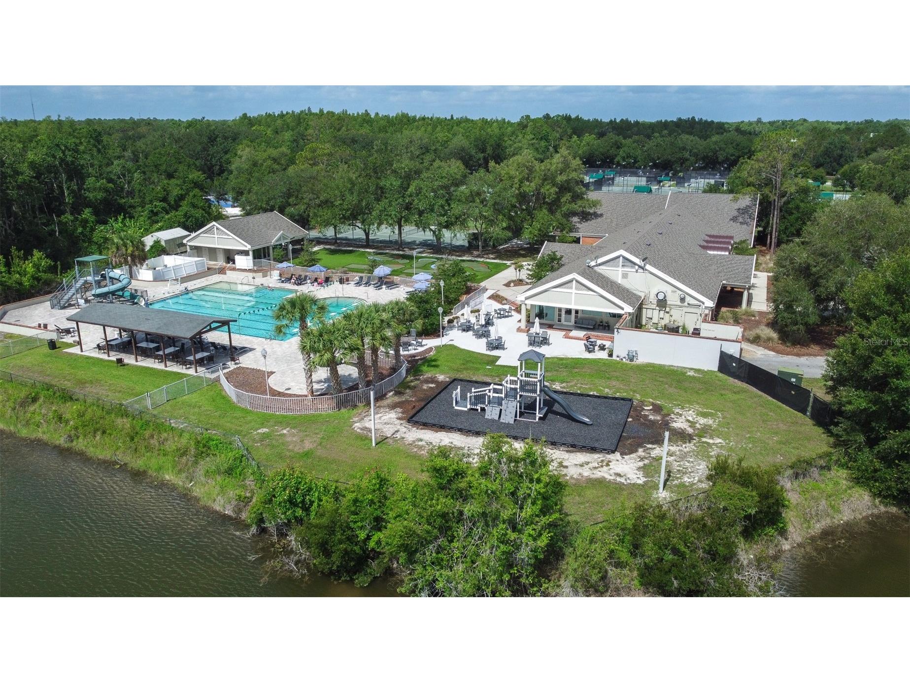 9207 Festival Court Tampa FL 33647 TB8513095 image50