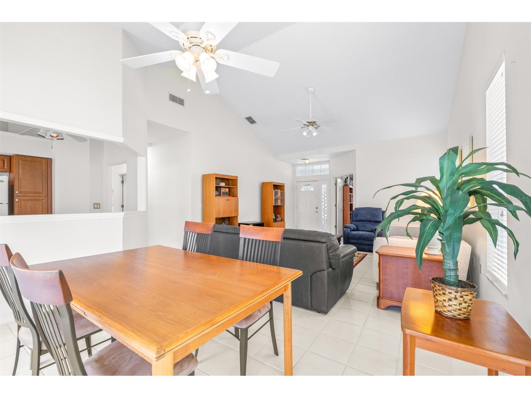 9207 Festival Court Tampa FL 33647 TB8513095 image8