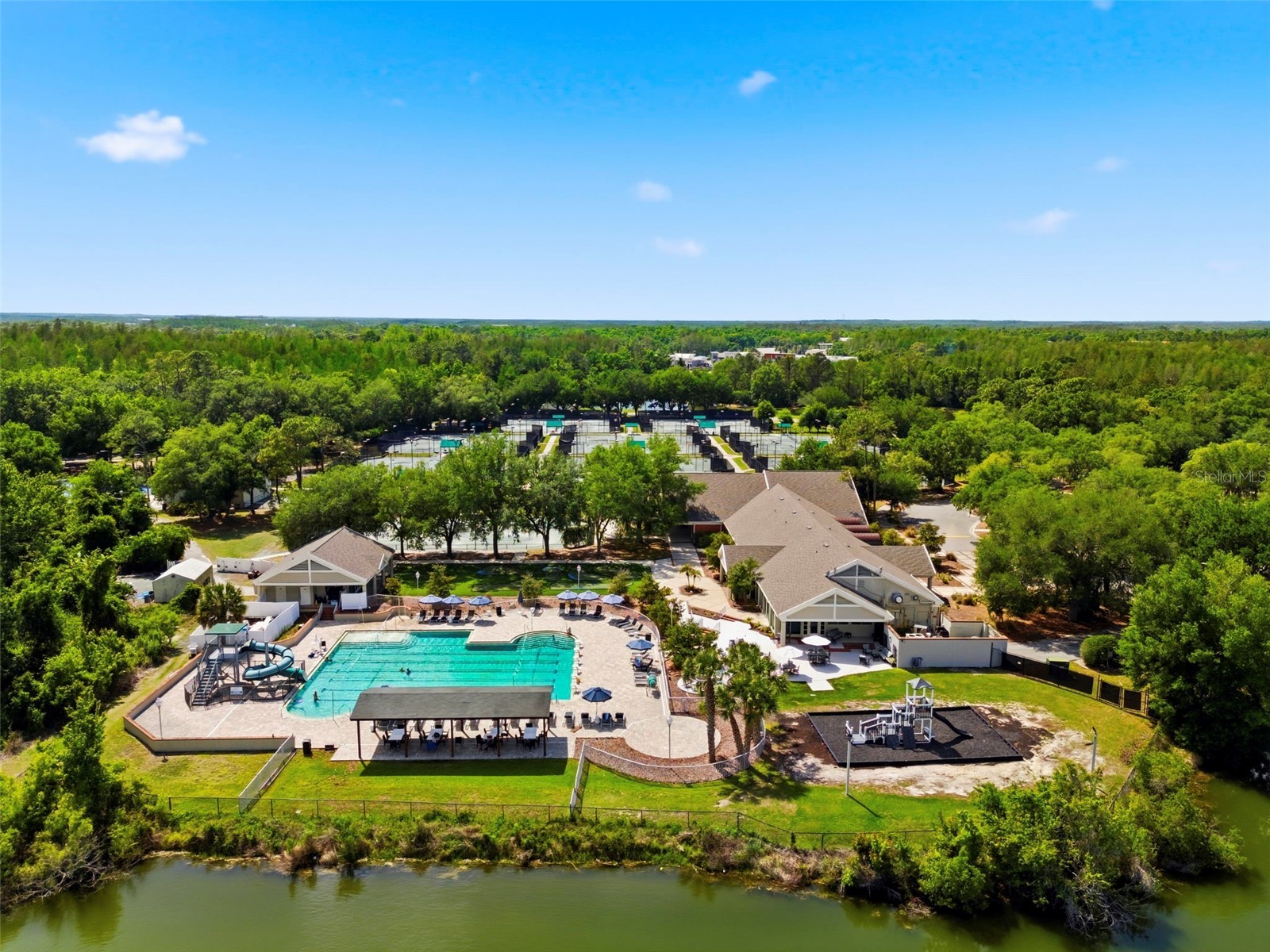 9207 Meadow Lane Court Tampa FL 33647 TB8496673 image77