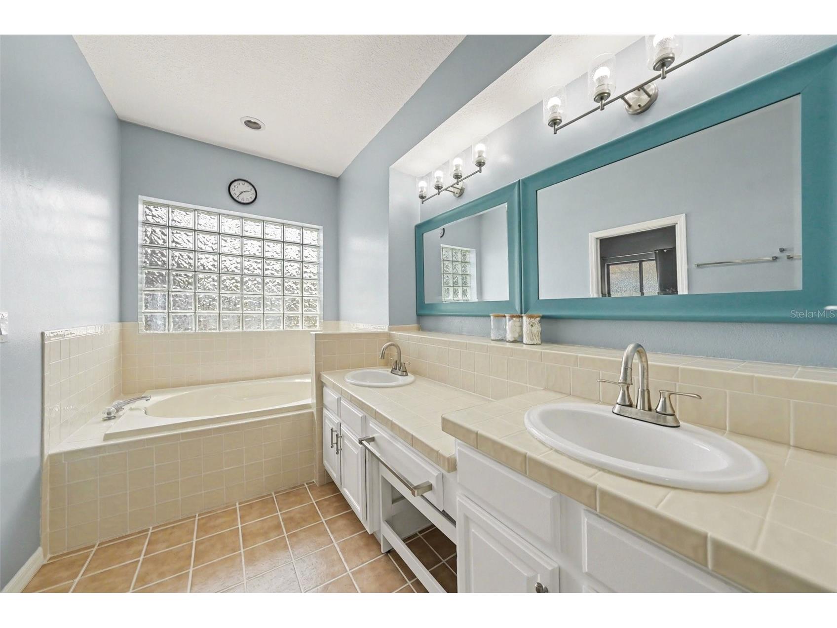 9207 Rockrose Drive Tampa FL 33647 TB8489222 image15