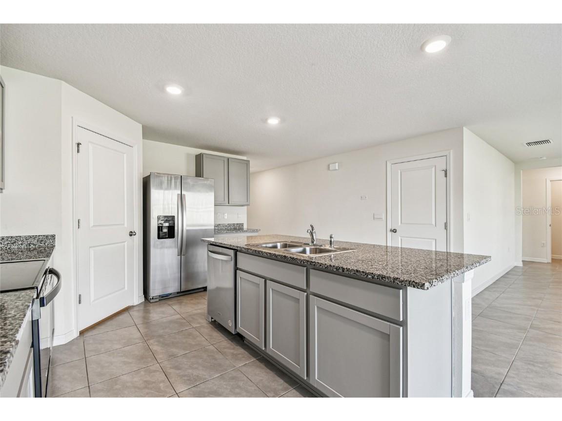 9208 Mission Bay Place Tampa FL 33637 TB8453646 image6