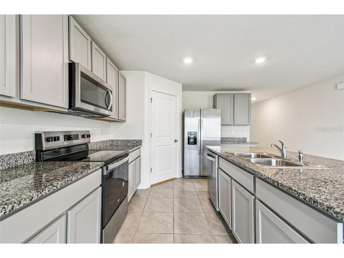 9208 Mission Bay Place Tampa FL 33637 TB8453646 image7