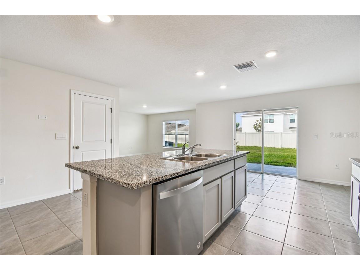 9208 Mission Bay Place Tampa FL 33637 TB8453646 image8