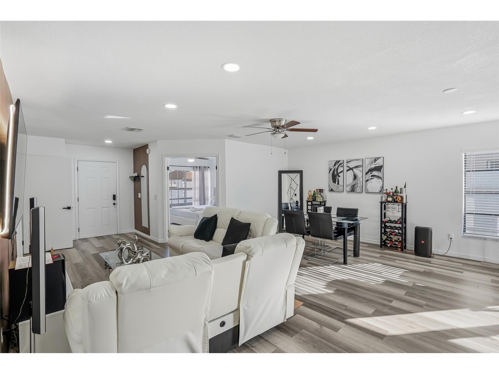 9209 Camino Villa Boulevard Tampa FL 33635 TB8470926 image10