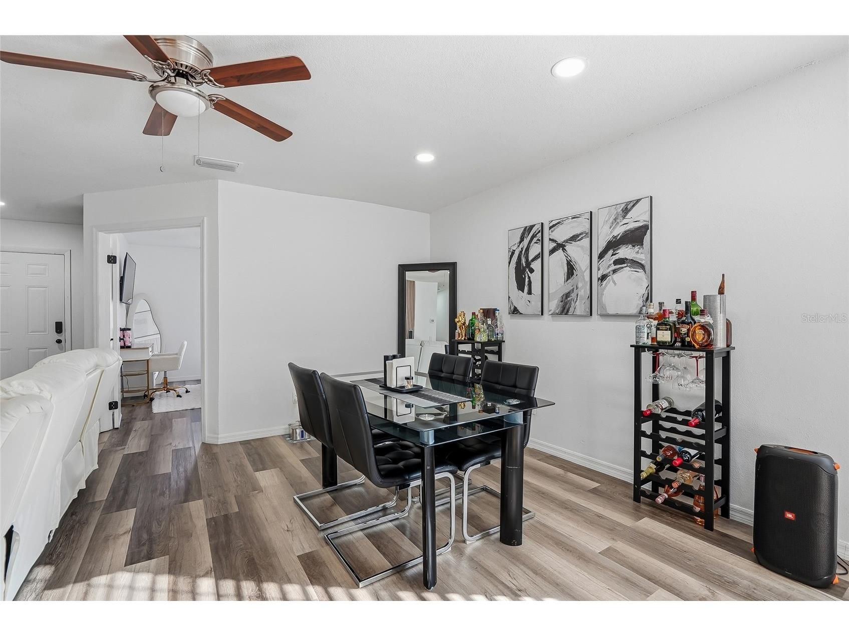 9209 Camino Villa Boulevard Tampa FL 33635 TB8470926 image11