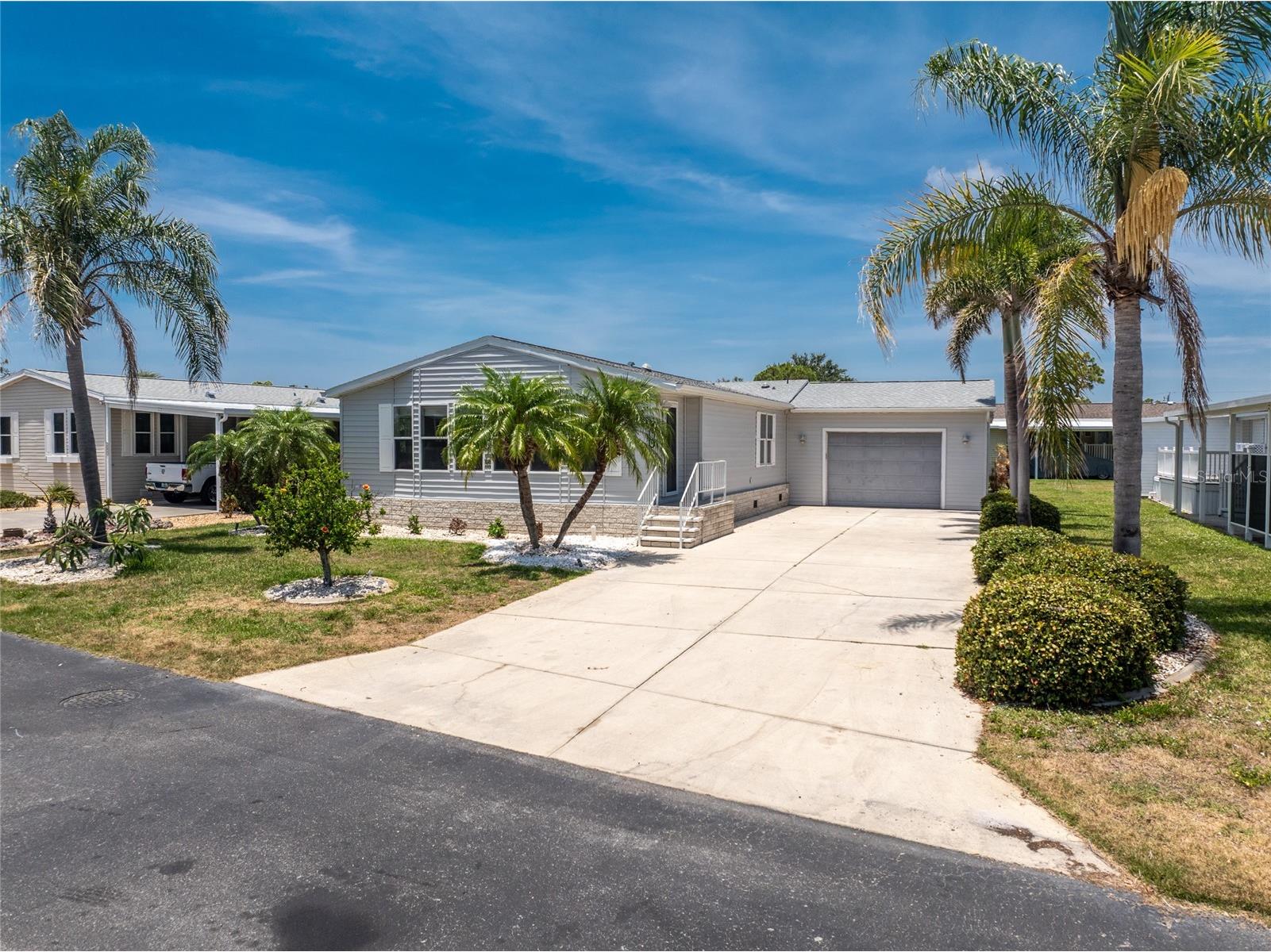 9209 Pinehaven Way Englewood FL 34224 D6142443 image1