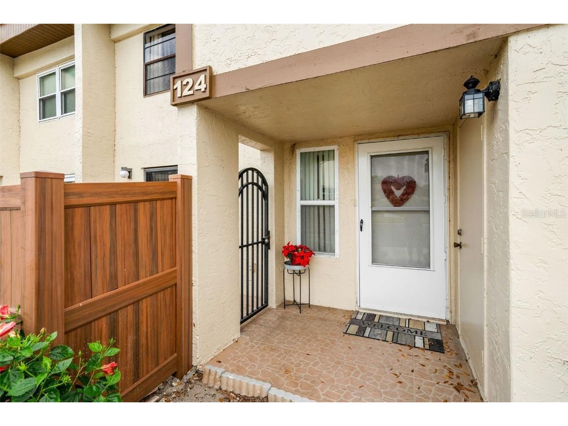 9209 Seminole Boulevard #124 Seminole FL 33772 U8228320 image1