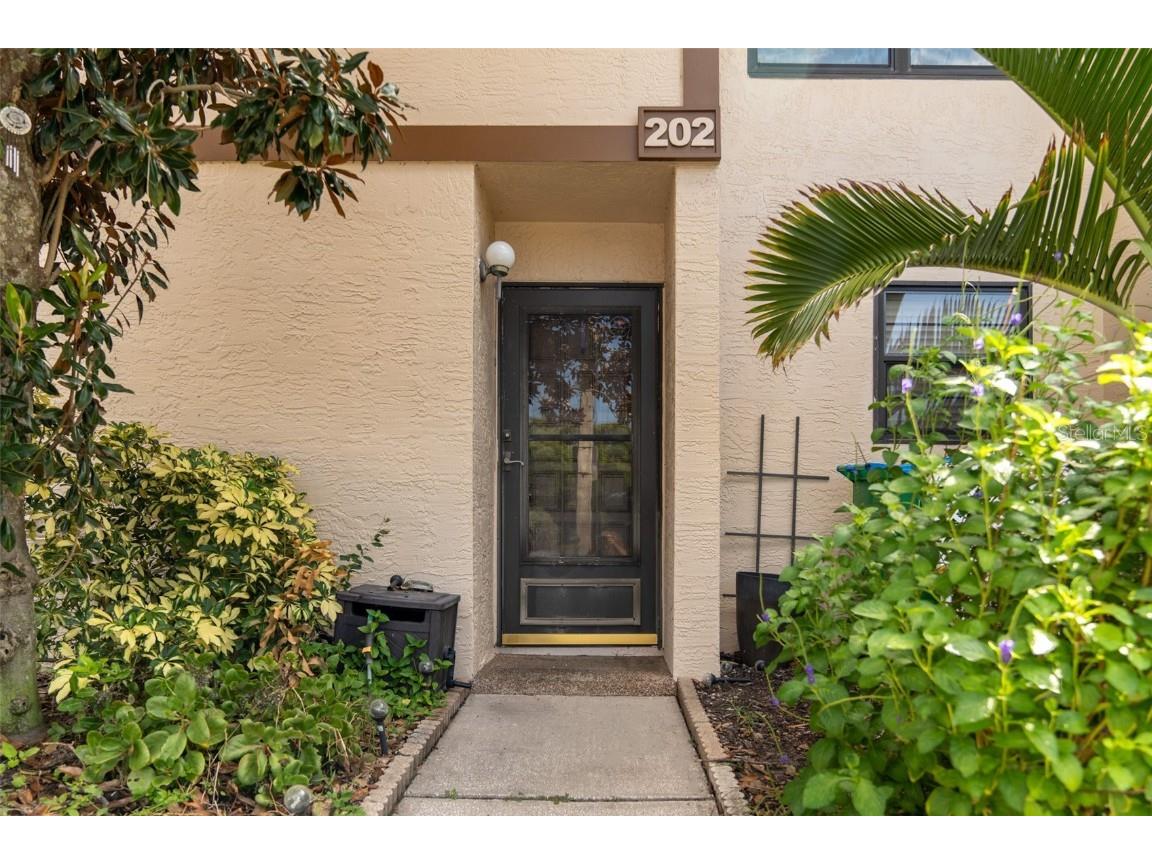 9209 Seminole Boulevard #202 Seminole FL 33772 - LAKE SEMINOLE T3473080 image1