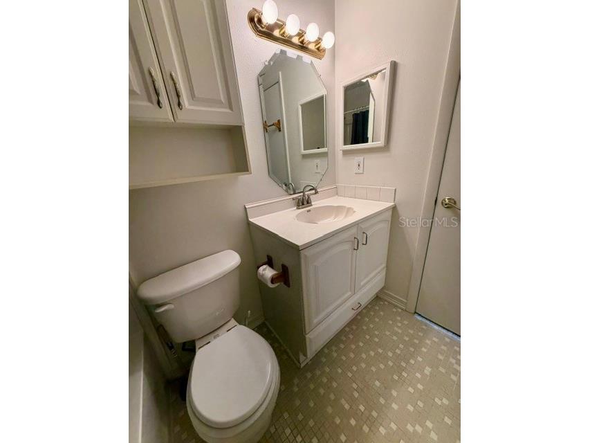 9209 Seminole Boulevard #68 Seminole FL 33772 - CONDOMINIUM LOCATED IN LAKE SEMINOLE S5149861 image18