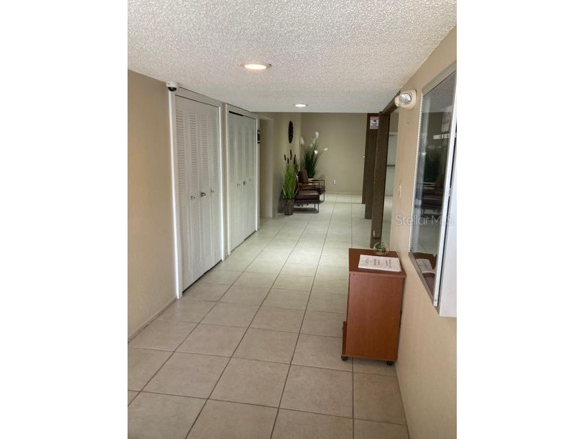 9209 Seminole Boulevard #68 Seminole FL 33772 - CONDOMINIUM LOCATED IN LAKE SEMINOLE S5149861 image25
