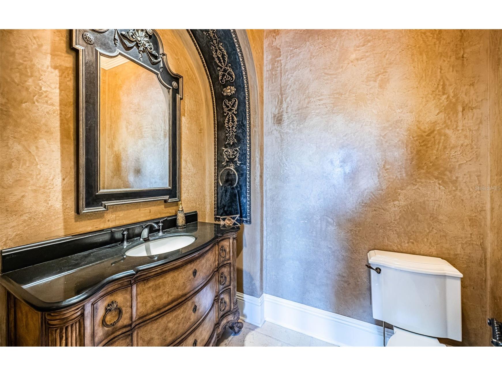 9209 Silverthorn Road Seminole FL 33777 TB8472678 image33