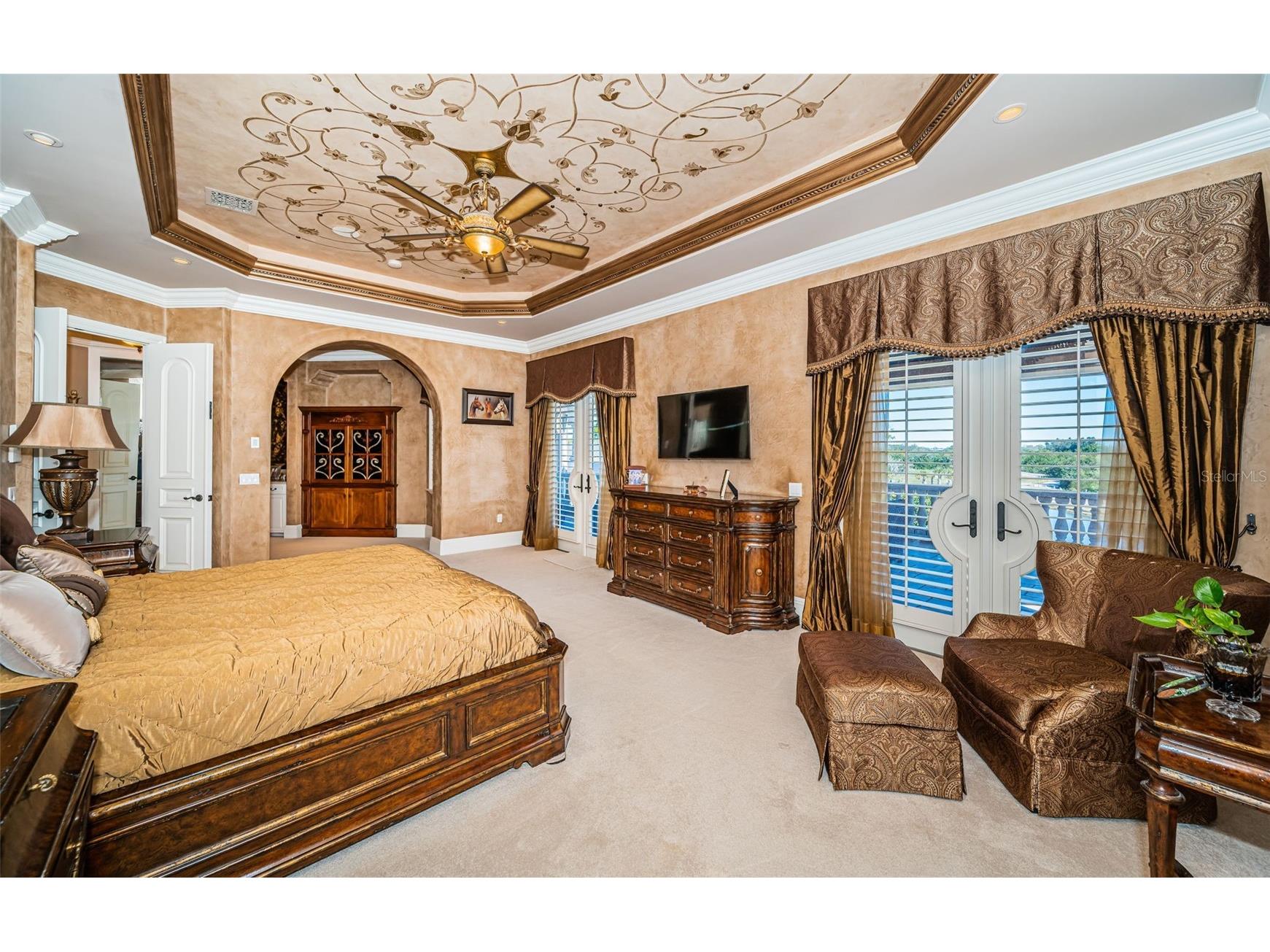 9209 Silverthorn Road Seminole FL 33777 TB8472678 image42