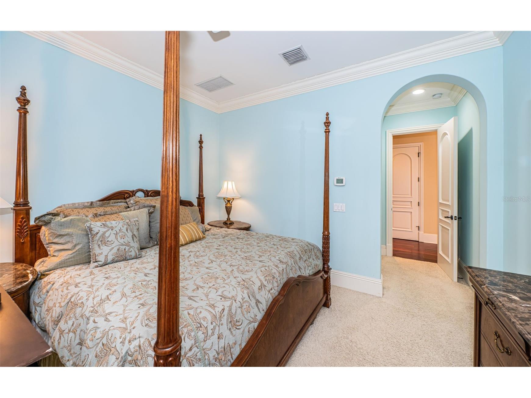 9209 Silverthorn Road Seminole FL 33777 TB8472678 image57