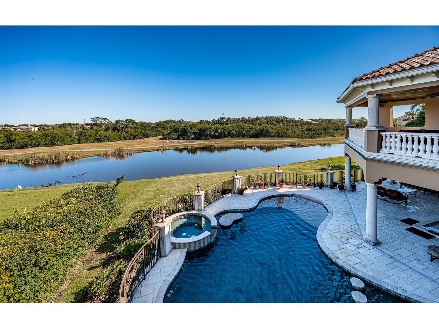 9209 Silverthorn Road Seminole FL 33777 TB8472678 image60