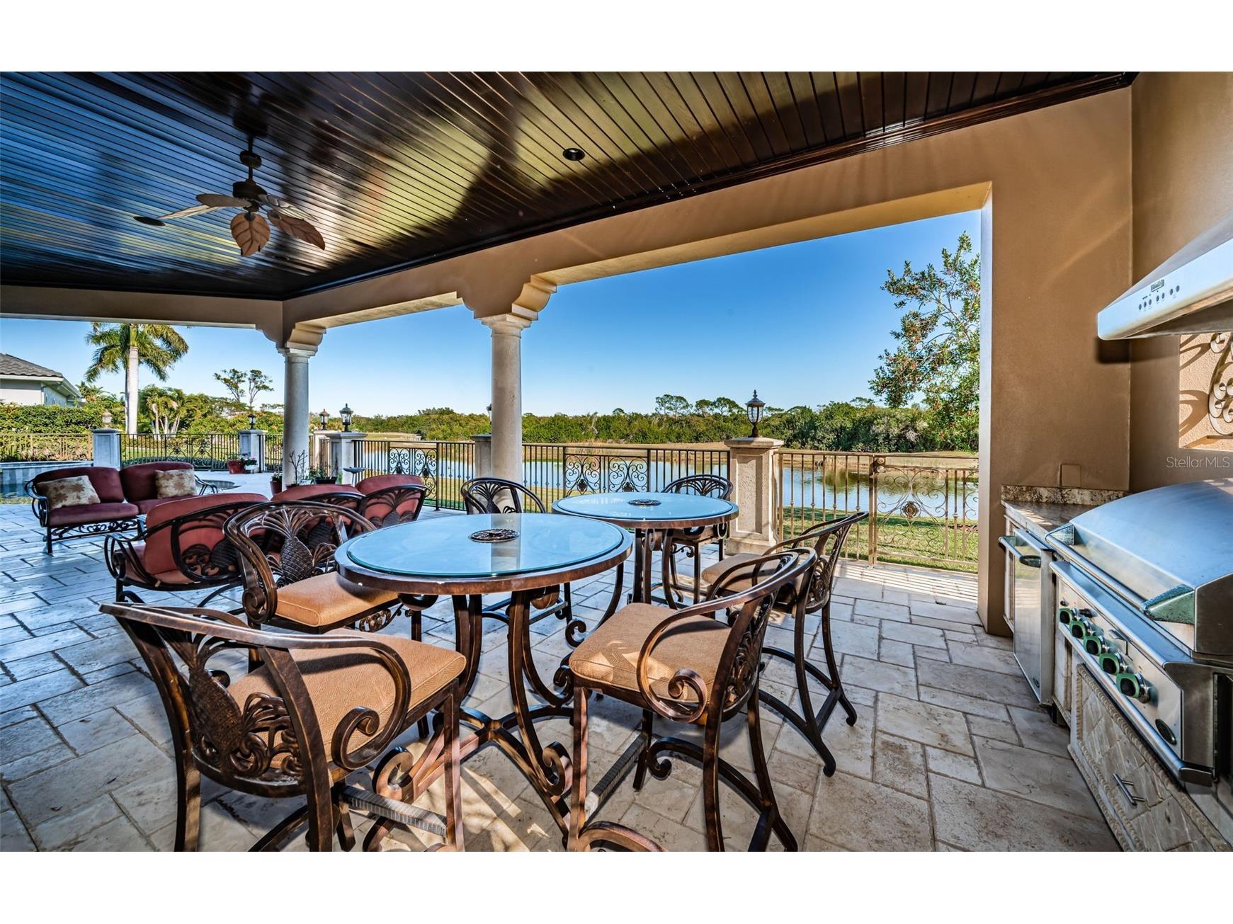 9209 Silverthorn Road Seminole FL 33777 TB8472678 image69