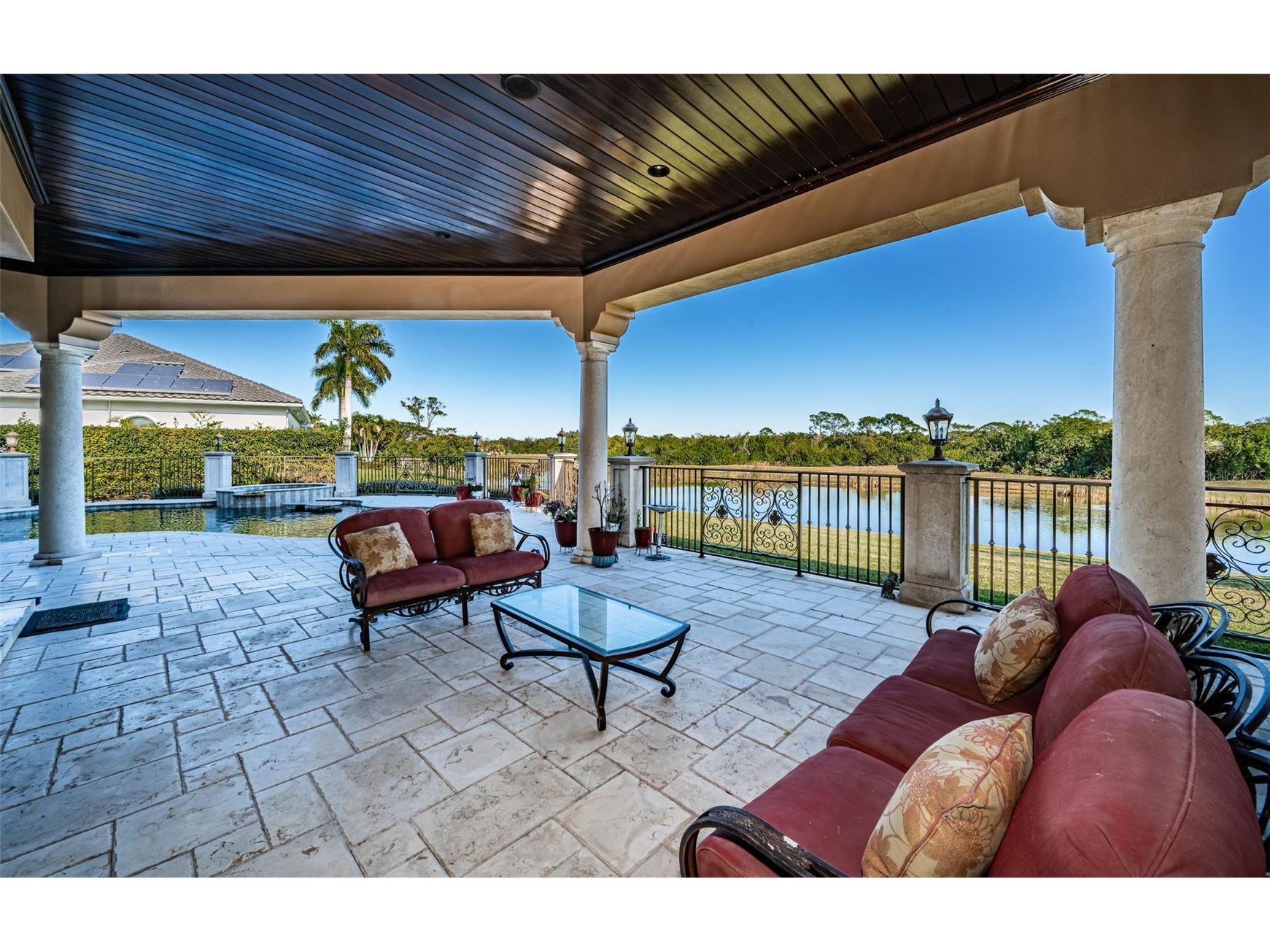 9209 Silverthorn Road Seminole FL 33777 TB8472678 image70