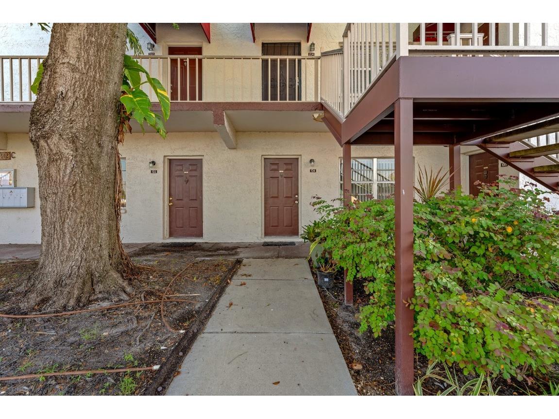 9209 Tudor Drive #C104 Tampa FL 33615 TB8408519 image1