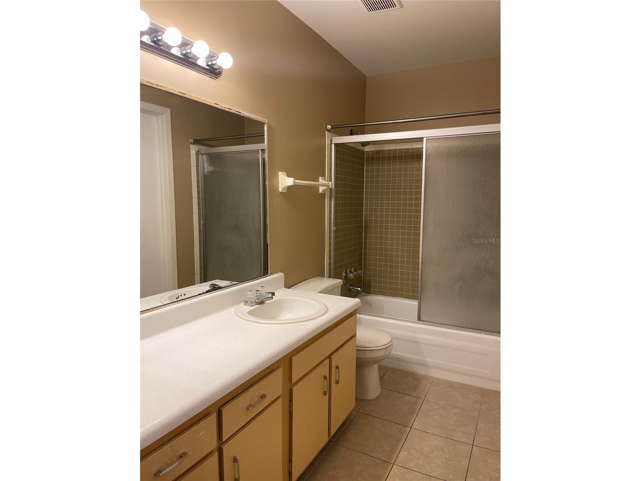 9209 Tudor Drive #C203 Tampa FL 33615 TB8512262 image20