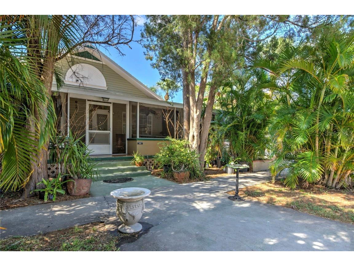 921 24th Avenue N Saint Petersburg FL 33704 TB8368533 image2