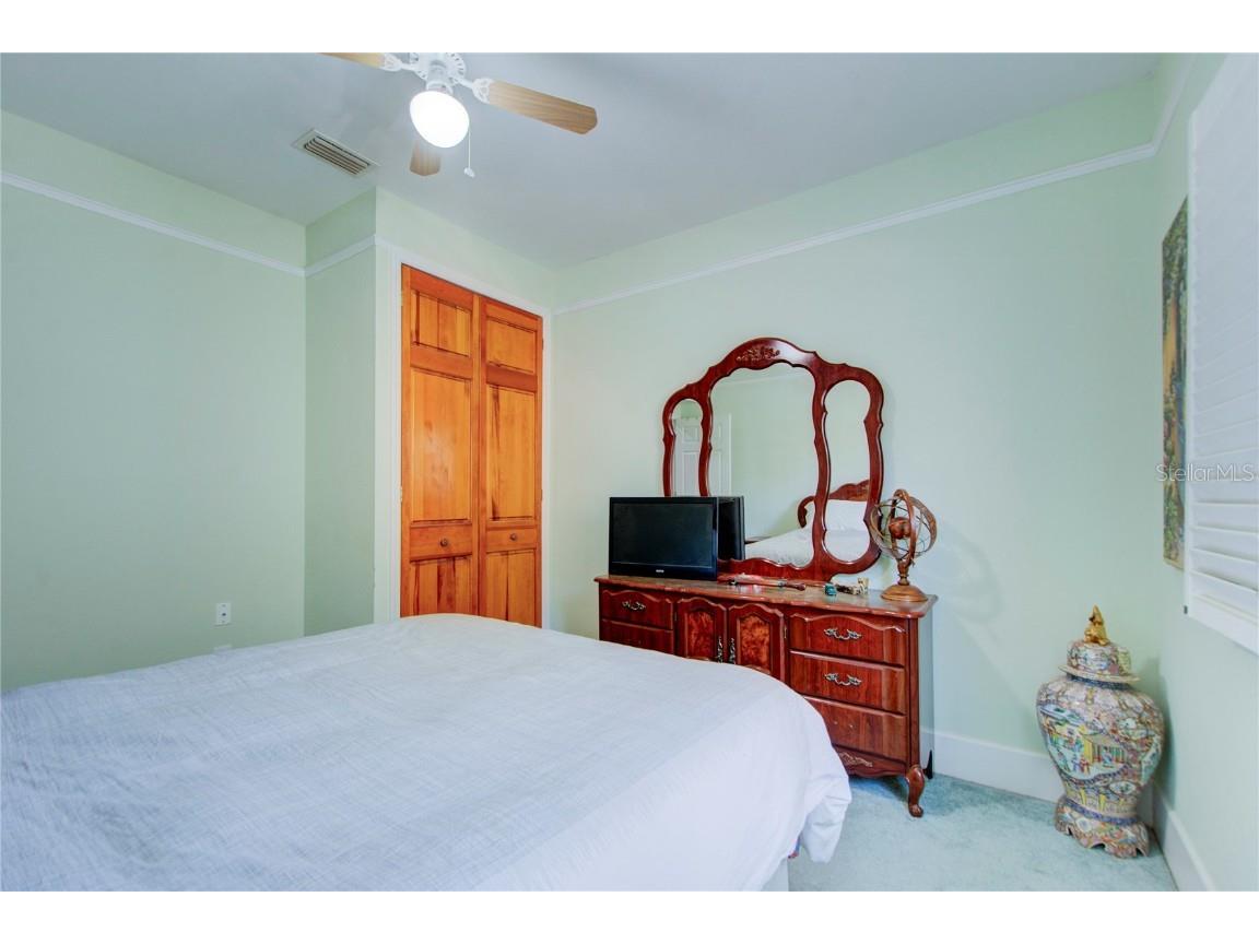 921 24th Avenue N Saint Petersburg FL 33704 TB8368533 image27