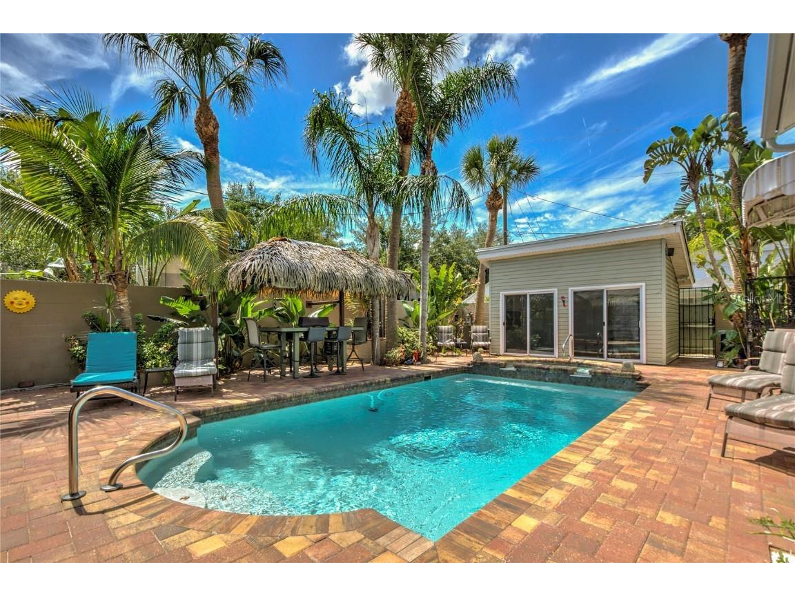 921 24th Avenue N Saint Petersburg FL 33704 TB8368533 image40