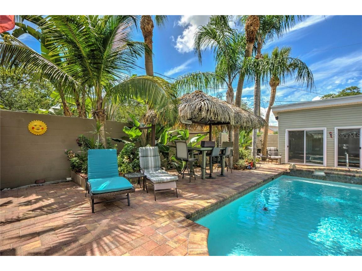 921 24th Avenue N Saint Petersburg FL 33704 TB8368533 image42