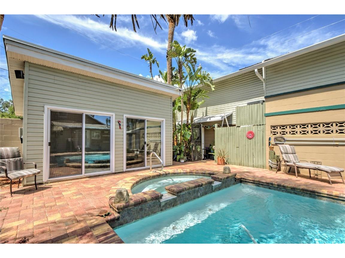 921 24th Avenue N Saint Petersburg FL 33704 TB8368533 image44