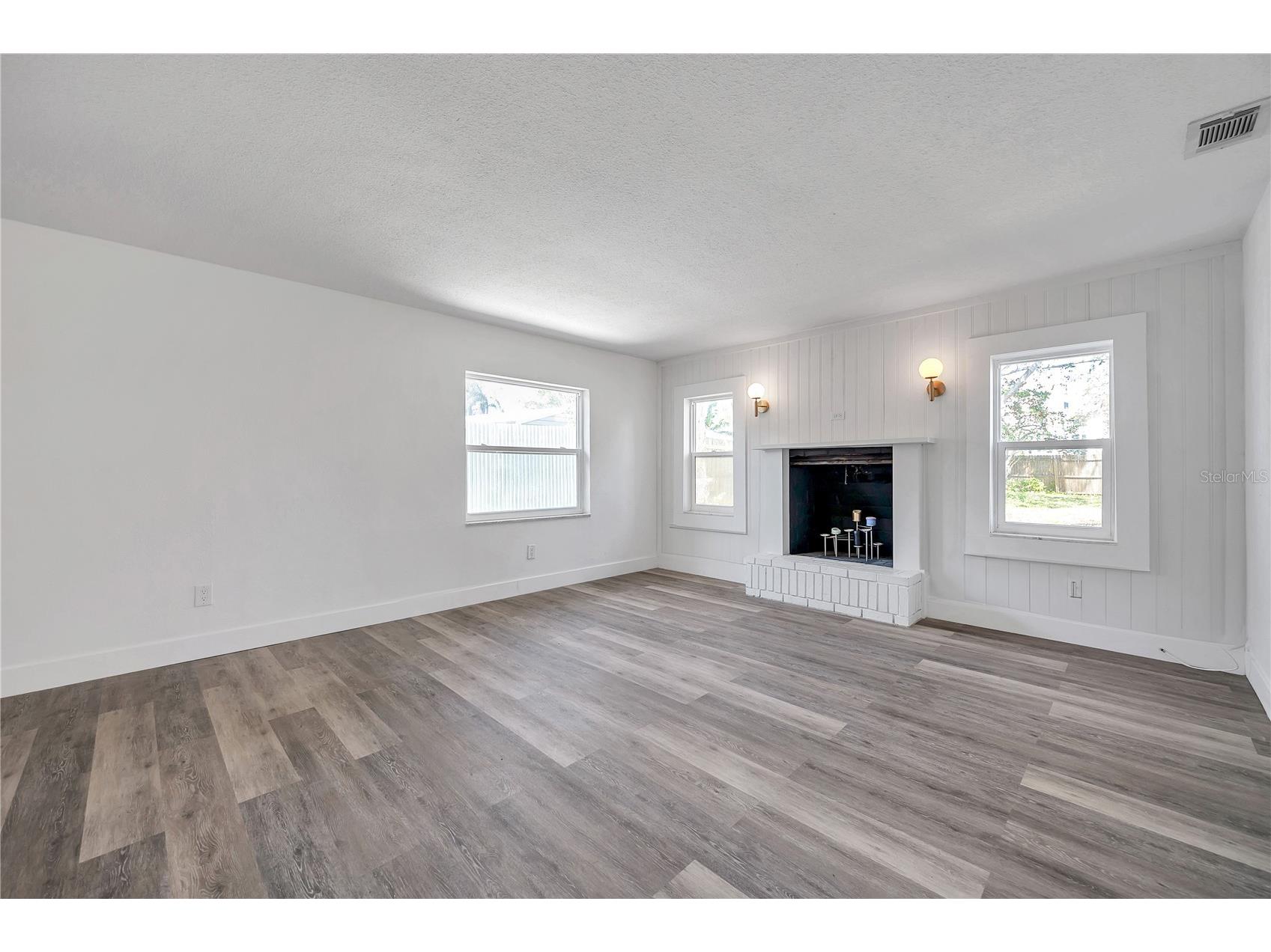 921 7th Street NW Largo FL 33770 - SHORE LAKE TB8465158 image16