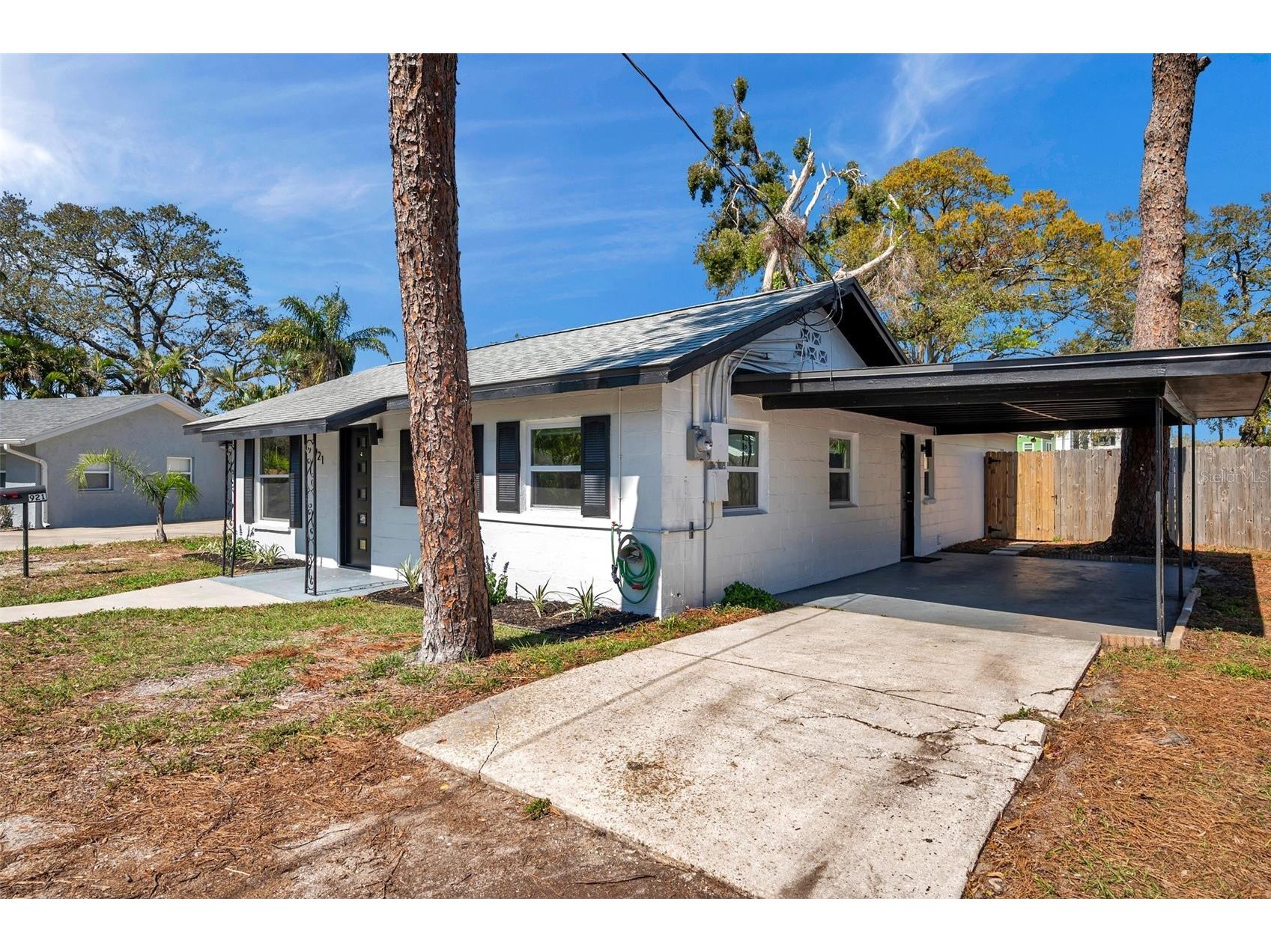 921 7th Street NW Largo FL 33770 - SHORE LAKE TB8465158 image2