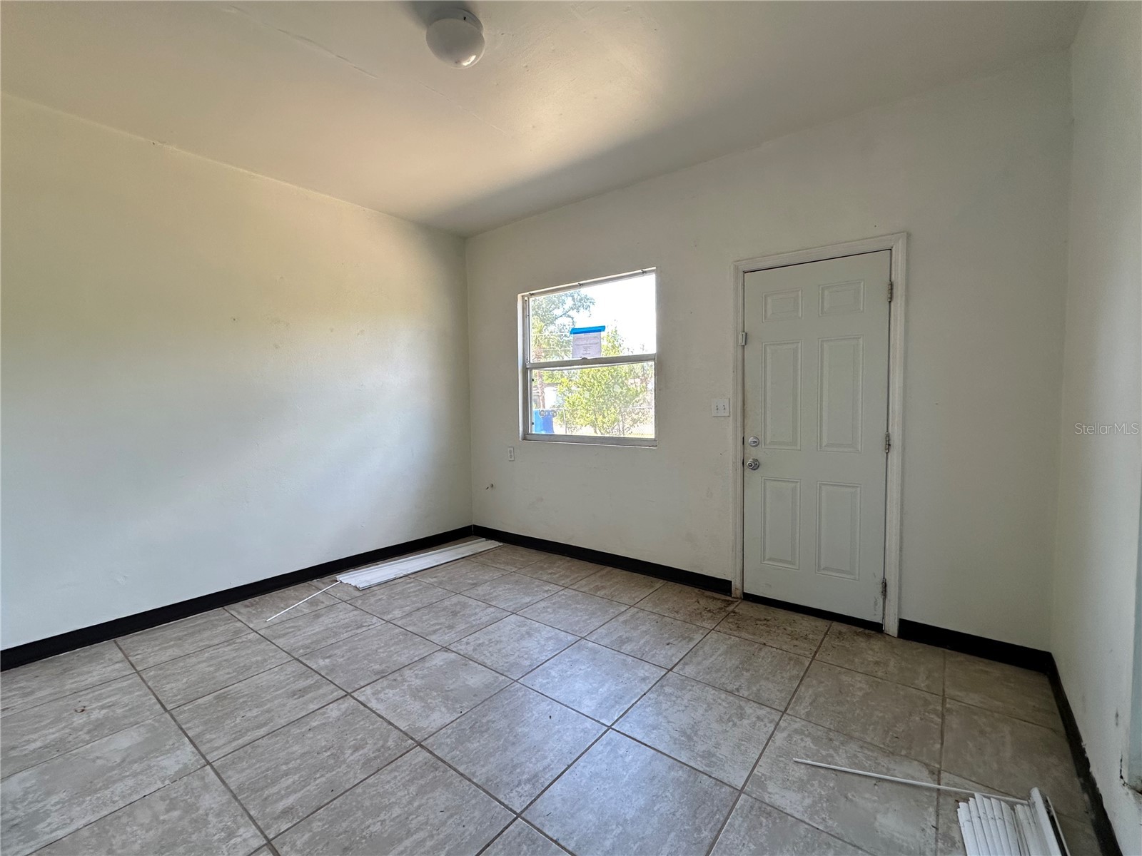 921 E 121st Avenue Tampa FL 33612 TB8505448 image24