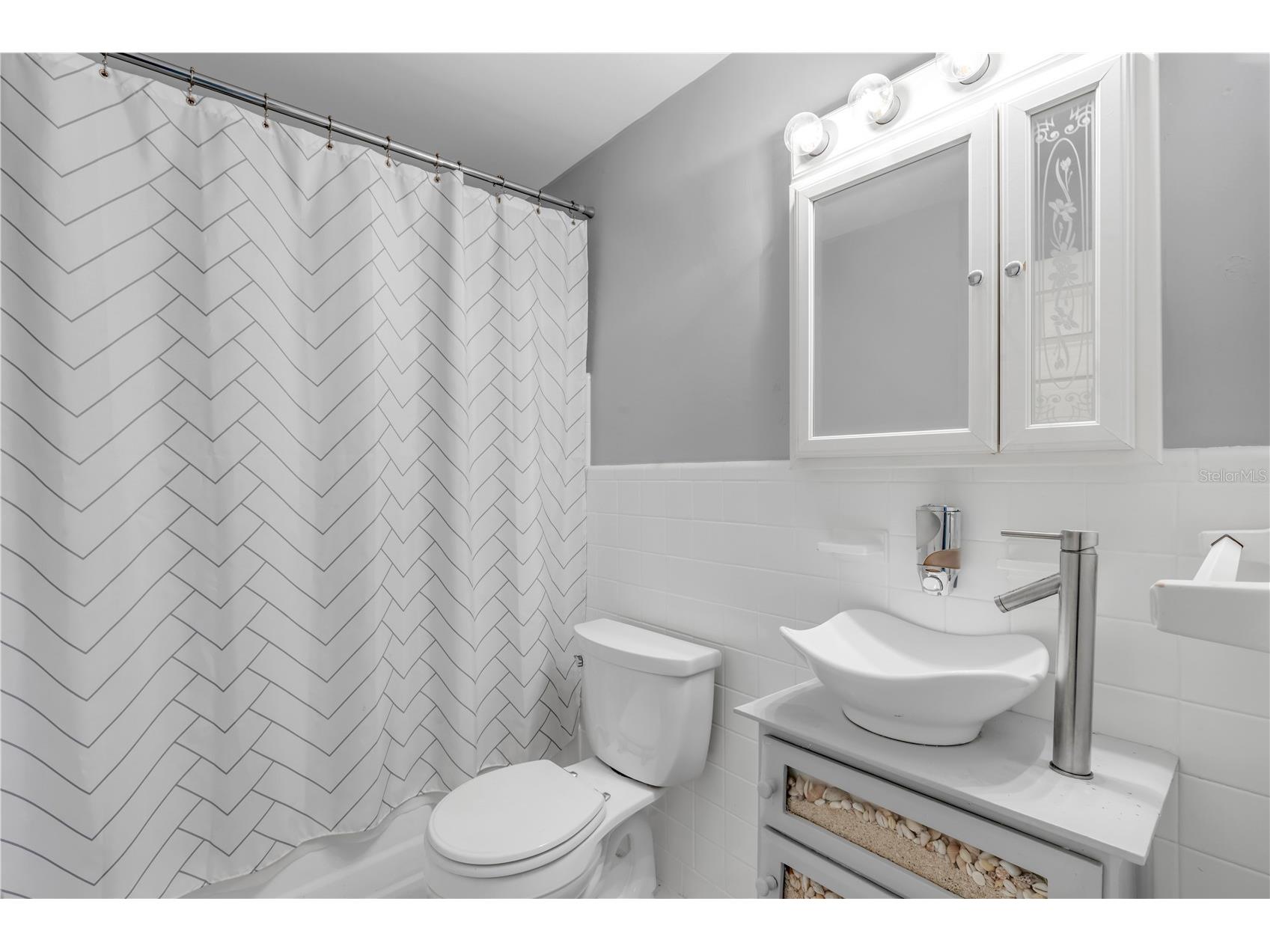 921 E 2nd Avenue New Smyrna Beach FL 32169 NS1086957 image33