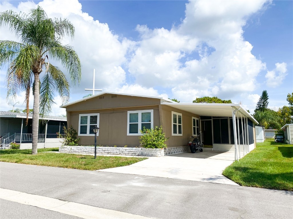 921 Faith Circle E #35 Bradenton FL 34212 A4579528 image1