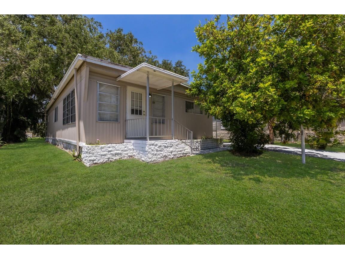 921 Faith Circle E #48 Bradenton FL 34212 A4656557 image1
