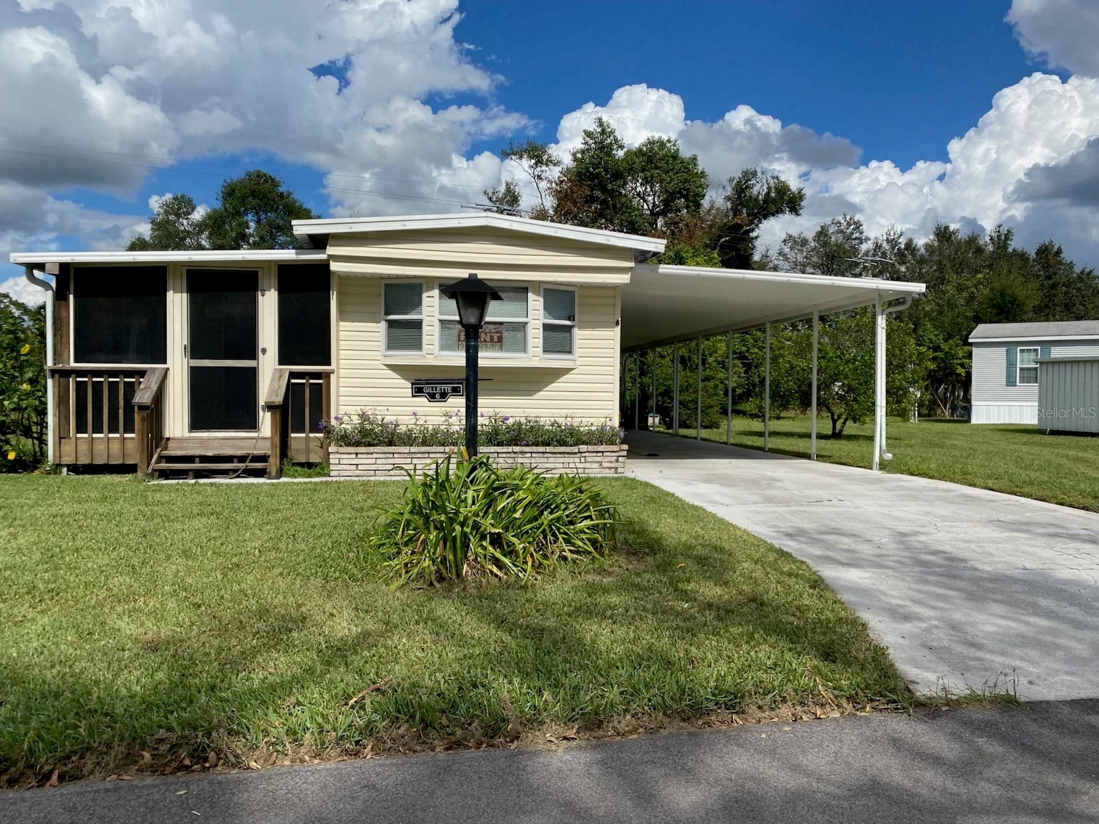 921 Faith Circle E #6 Bradenton FL 34212 A4695398 image1