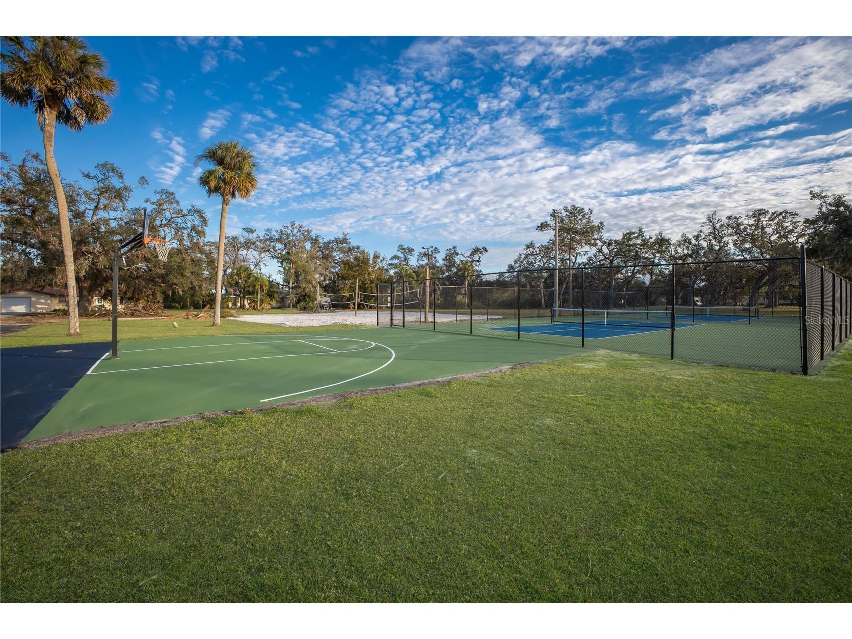 921 Faith Circle E #6 Bradenton FL 34212 A4695398 image21