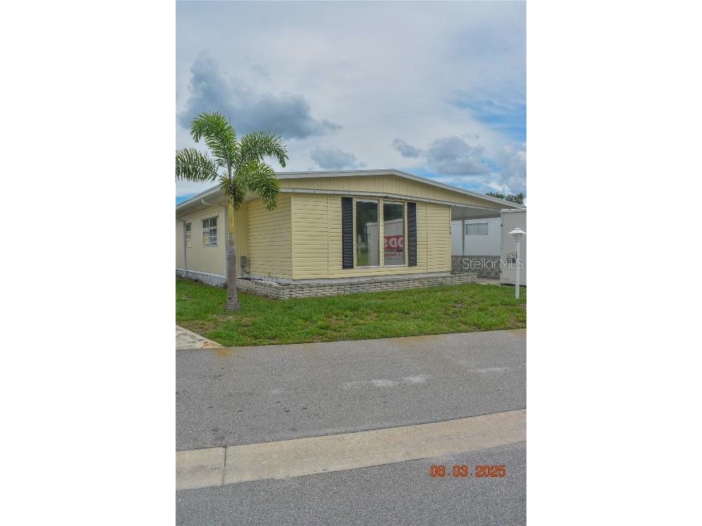 921 Faith Circle E #70 Bradenton FL 34212 - MANATEE RIVER A4654492 image1