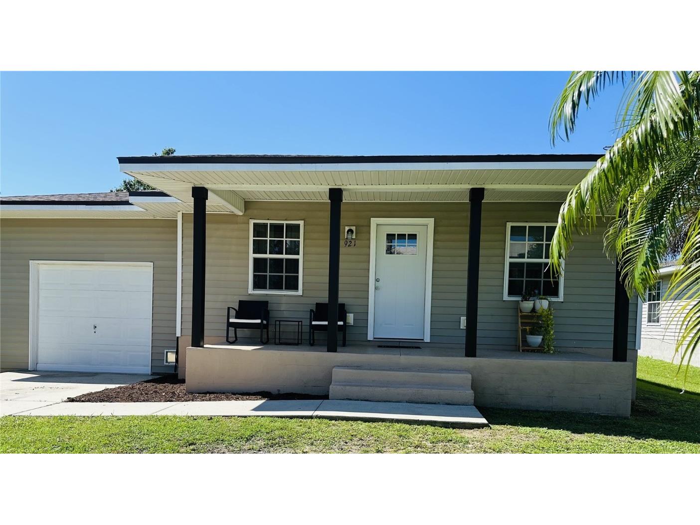 921 Henry Street Punta Gorda FL 33950 C7513751 image3