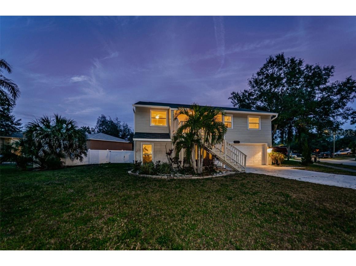 921 Lynnlea Lane Tarpon Springs FL 34689 U8171943 image1