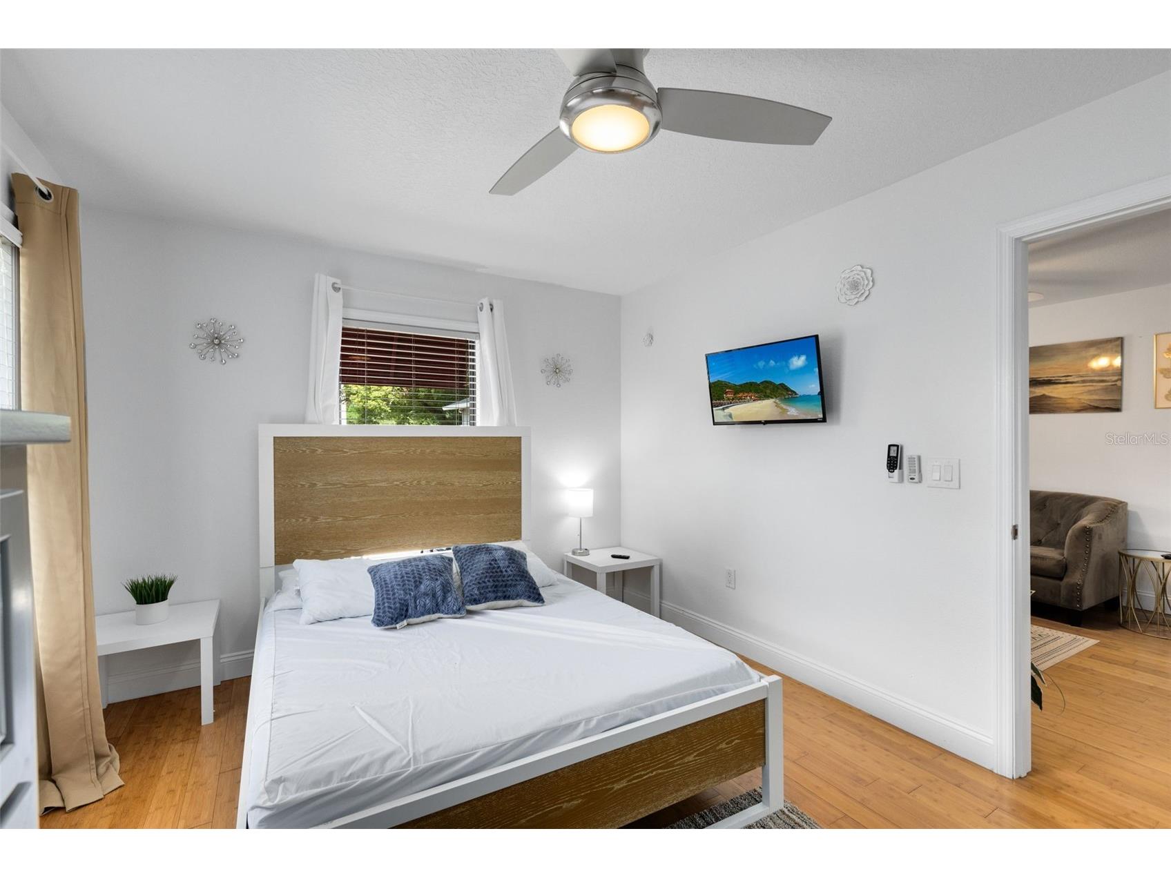 921 Pine Grove Avenue Orlando FL 32803 O6388582 image12