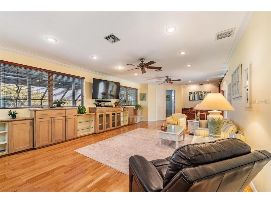 921 Point Seaside Drive Crystal Beach FL 34681 TB8445184 image5