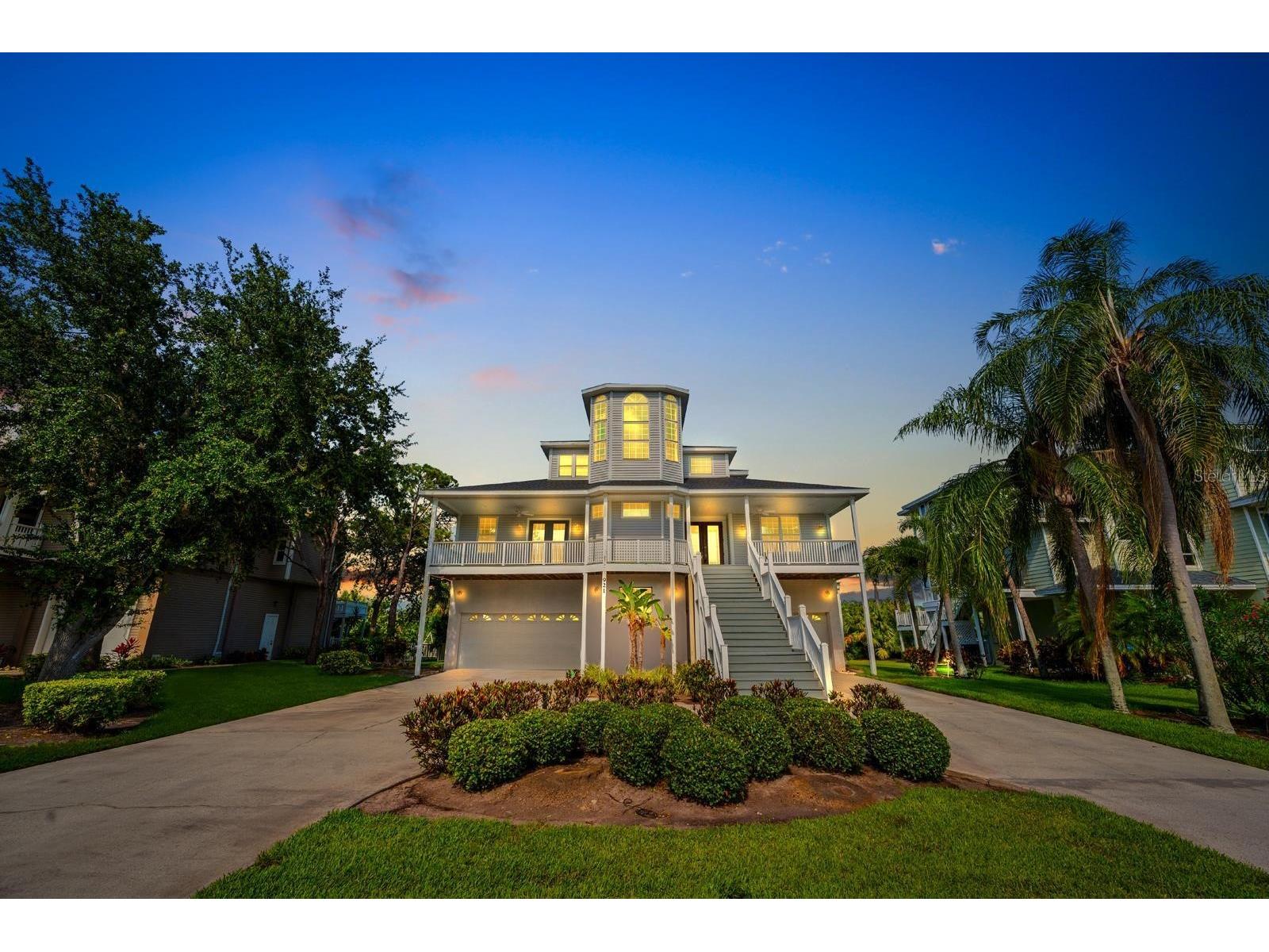921 Point Seaside Drive Crystal Beach FL 34681 TB8513317 image1