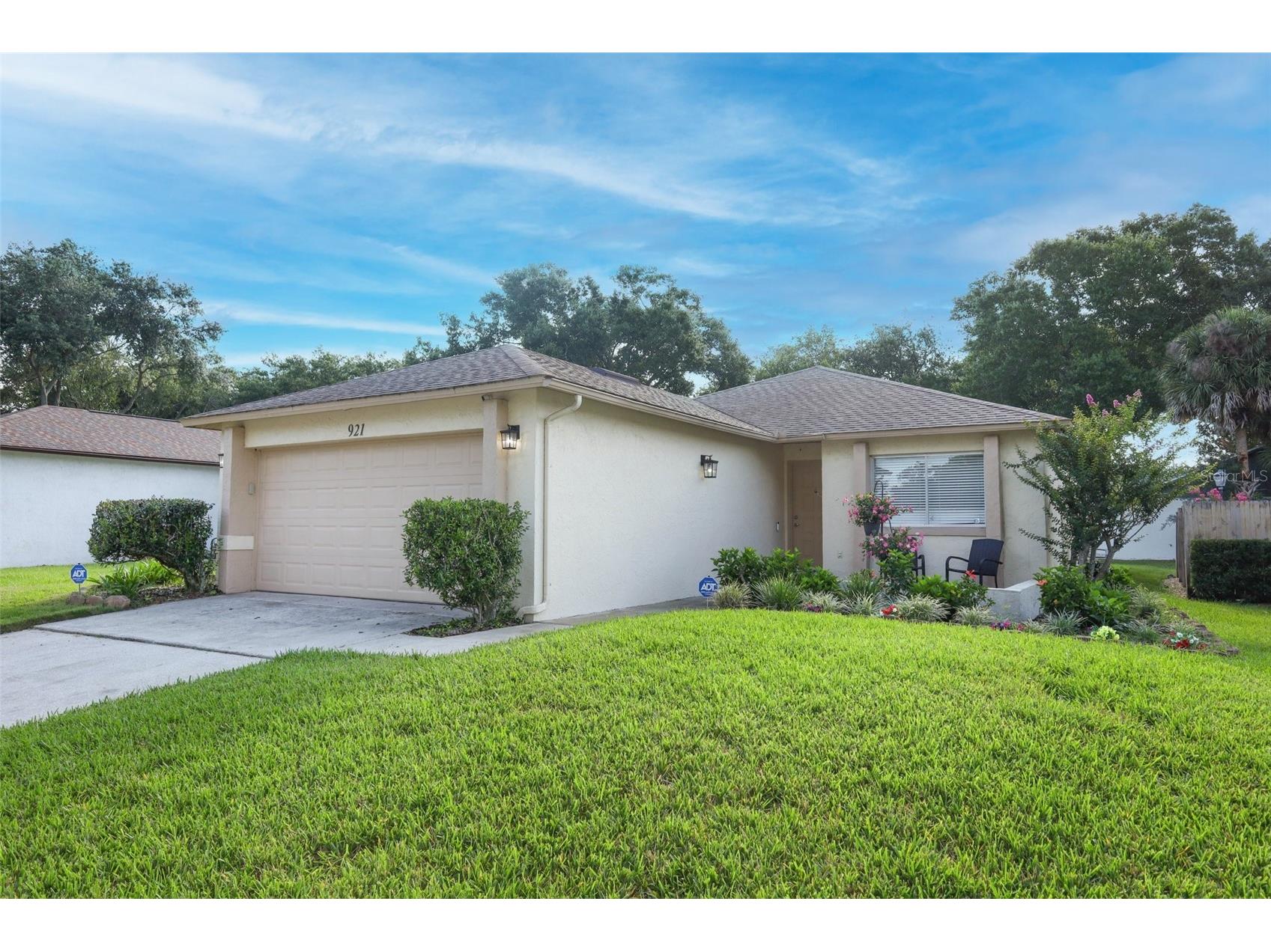 921 Saint Croix Court Orlando FL 32835 O6402657 image1