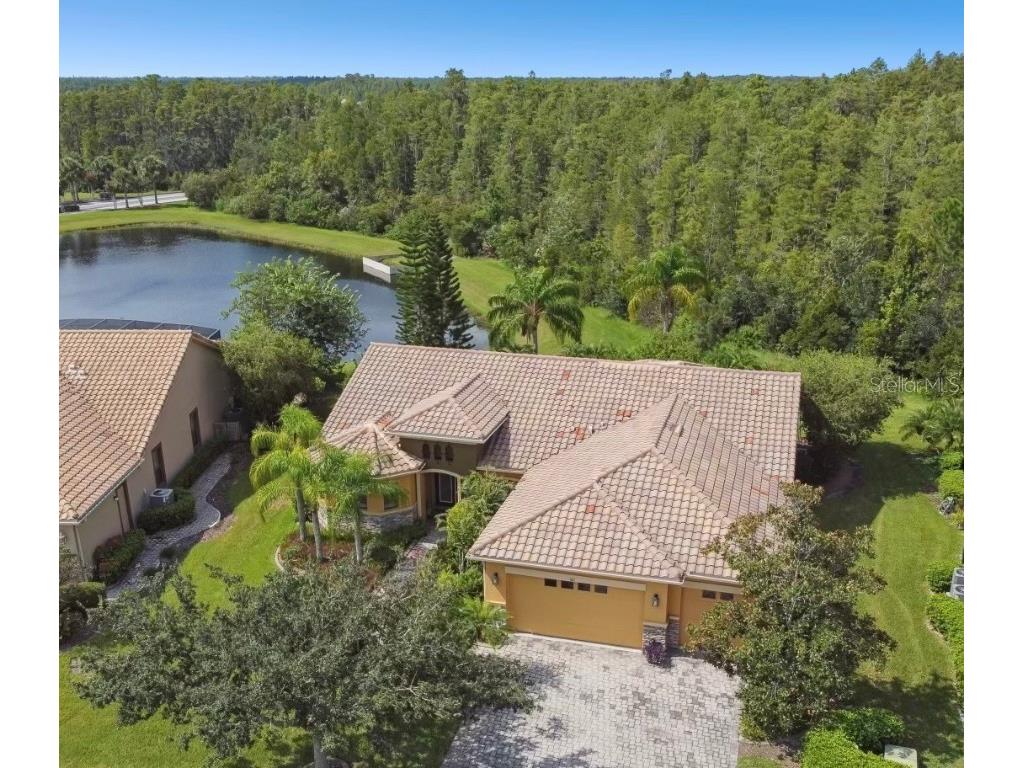 921 San Raphael St Kissimmee FL 34759 - POND S5110755 image1