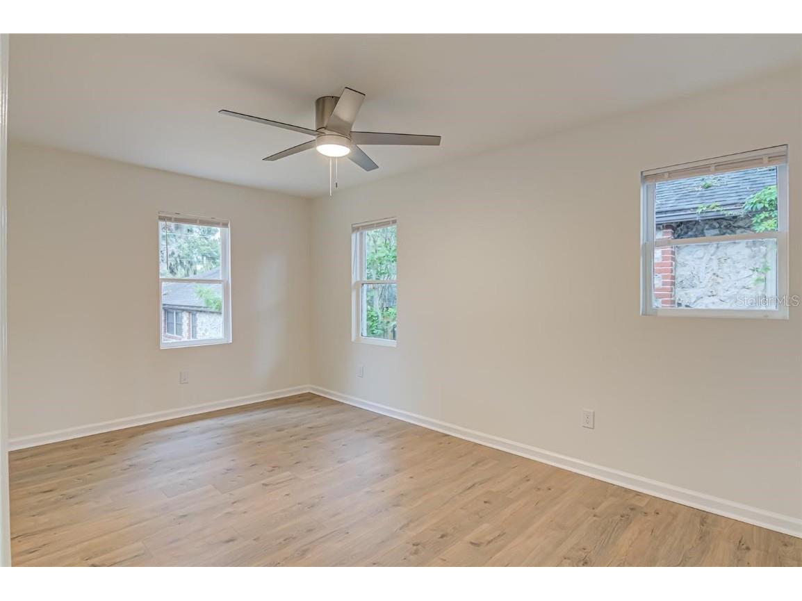 921 SW 6th Avenue #B Gainesville FL 32601 GC535473 image15